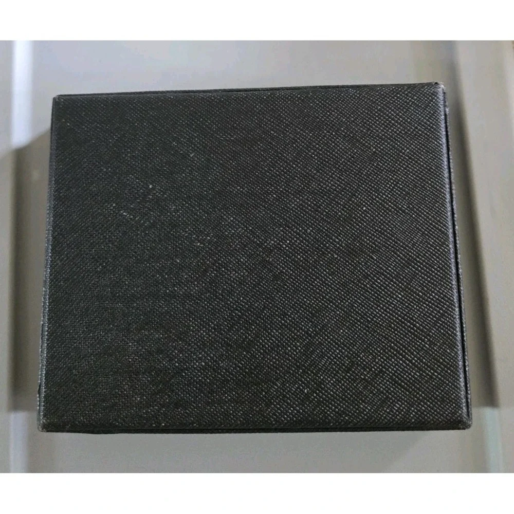 Men's HIMI Remember Black Leather Bifold Wallet with RFID Protection. New w/box